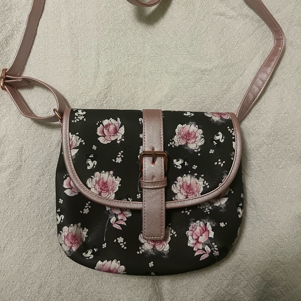 Loungefly Minnie Mouse Floral crossbody